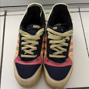Stylish Women's Athletic Shoes - Black, Pink, and Tan
